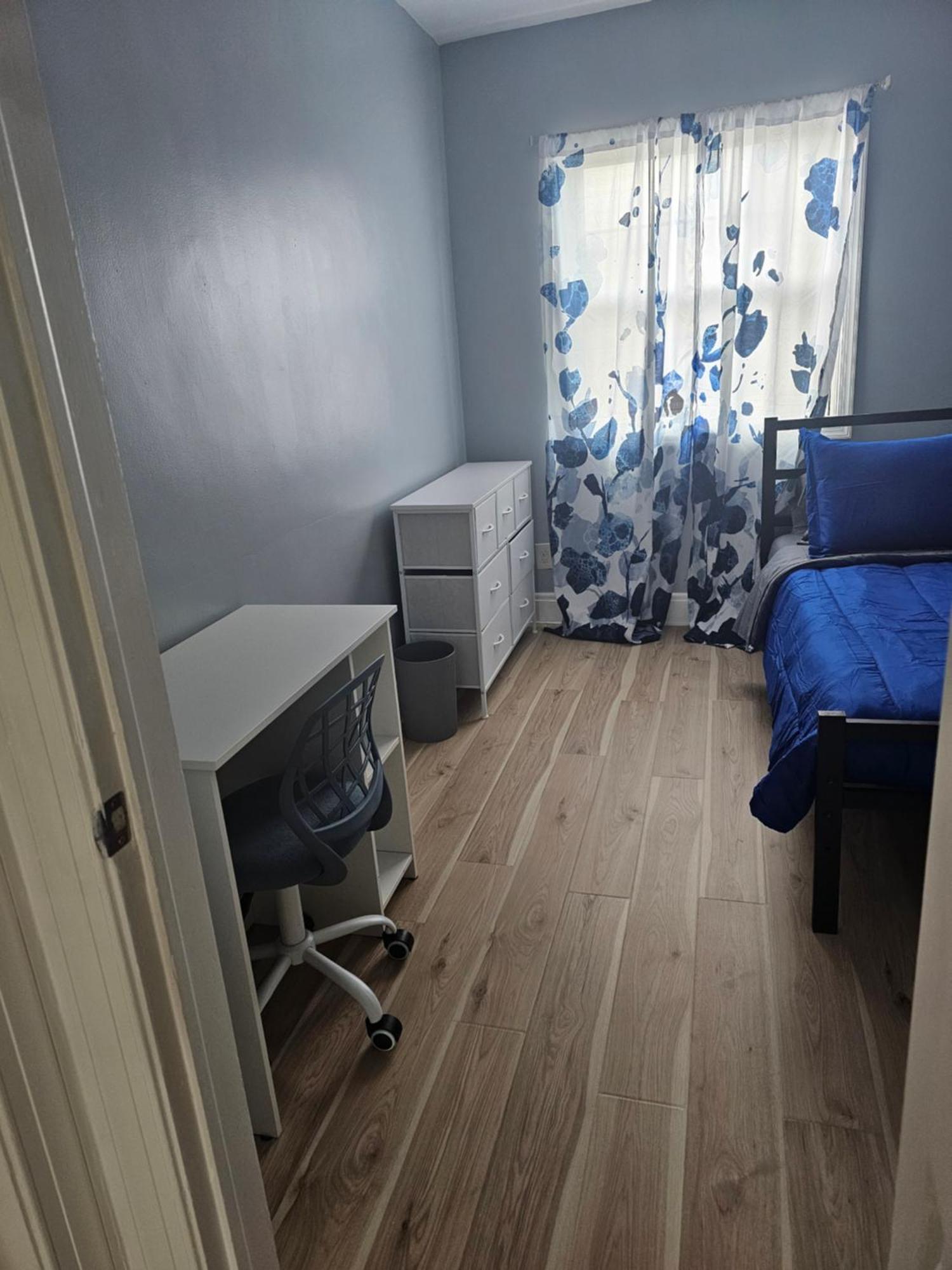 Small Cozy Room, Shared Bathroom Baltimore Dış mekan fotoğraf
